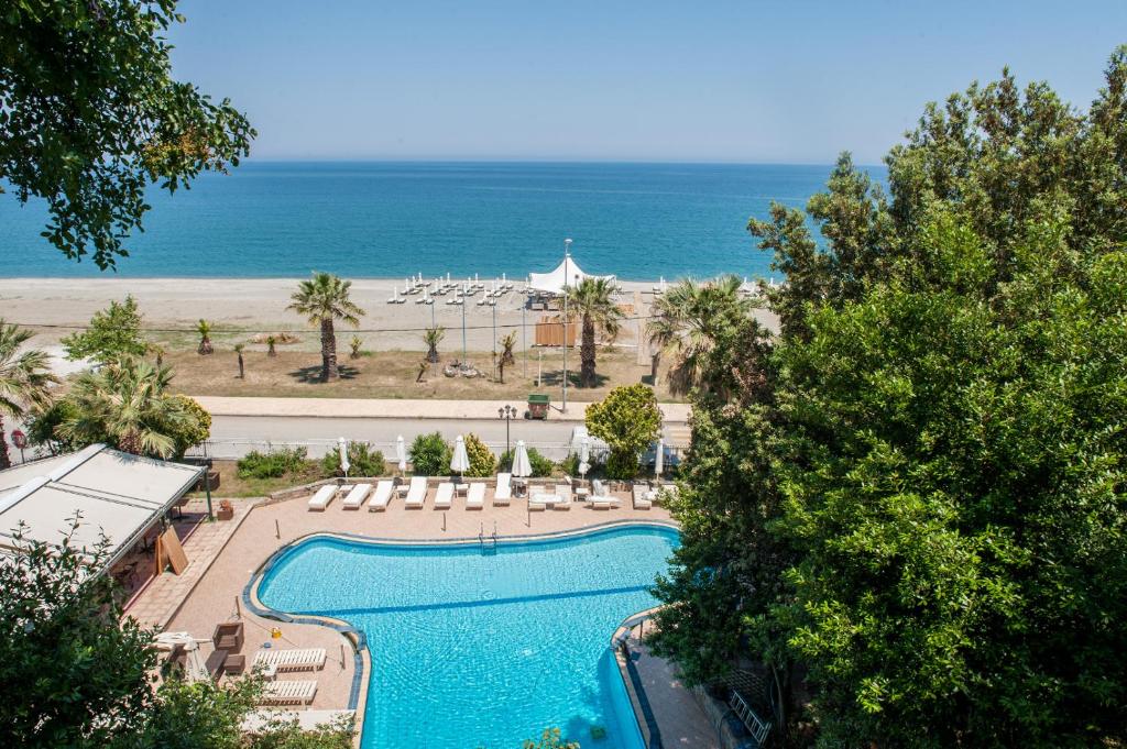 Golden Beach Hotel | Το παραθαλάσσιο ξενοδοχείο στον Αγιόκαμπο Λάρισας που θα ερωτευτείς αυτό το καλοκαίρι!
