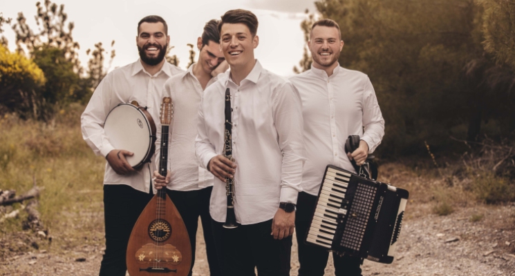 Οι ''Βλάμηδες'' live στο αναψυκτήριο ''Τζίτζικας''